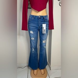 NWT ALMOST FAMOUS HIGH RISE FLARE DISTRESSED DENIM JEANS SIZE 11